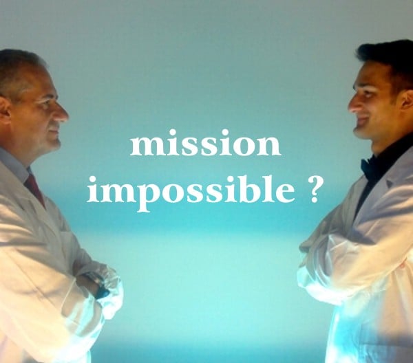 Profile picture of Lorenzo and Alessandro Domini who look at each other smiling with a white coat on a light blue background and interrogative writing mission impossible