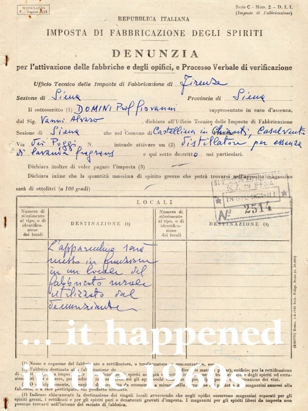 Image of an authorization from the customs agency on yellowed paper with blue handwritten description of the distillation apparatus; in evidence the sentence happened in the 60s